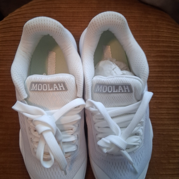 MOOLAH White Mesh Athletic Sneakers - Picture 7 of 8